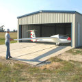 Hangar de estrutura de aço pequeno